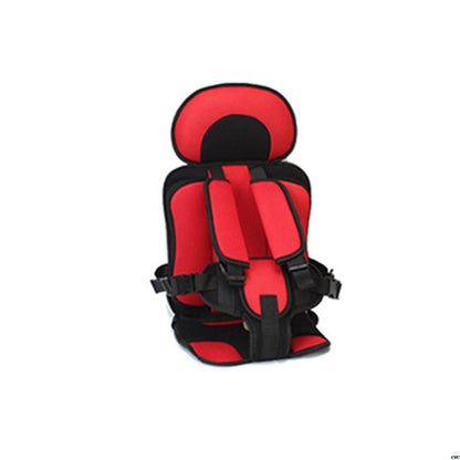 Kompakter Babysitz fürs Auto
