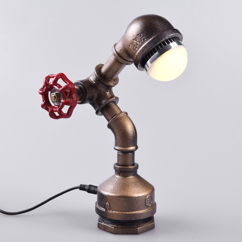 Lampe robot steampunk en laiton à interrupteur manette