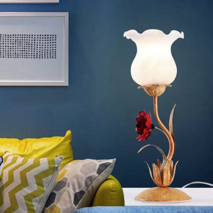 Blumige dekorative Tischlampe fürs Schlafzimmer