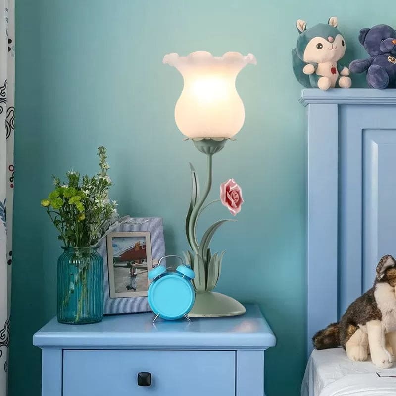Lampe de table décorative à design floral