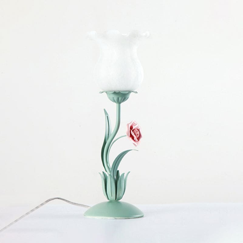 Lampe de table décorative à design floral