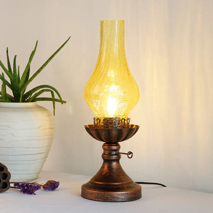 Lampe de table rétro à abat-jour en verre style kérosène