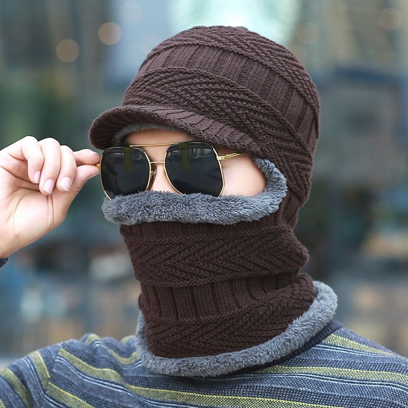 Robuster und beheizbarer Winterhut