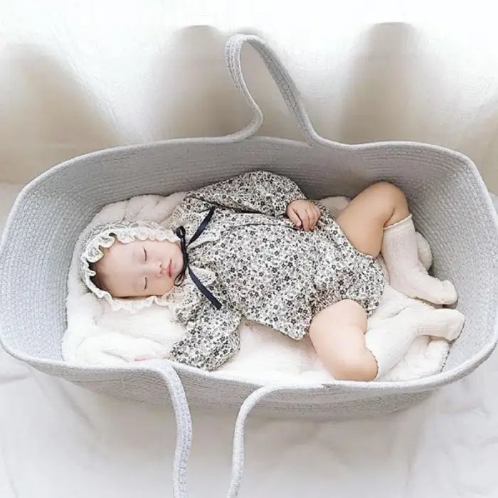 Couffin naturel en fibres végétales respirant pour bébé