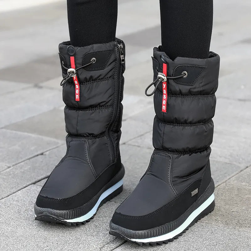 Bottes à plate-forme en cuir synthétique élégantes